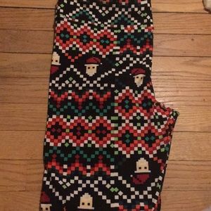 Very cute Santa LulaRoe leggings TC